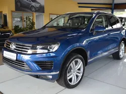 Reef blue metallic Gebraucht 2016 VW Touareg SUV | 20.880 € (Fairer Preis)