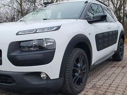 Weiß Gebraucht 2016 Citroën C4 SELECTION Limousine | 8.199 € (Fairer Preis)