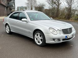 Silber Gebraucht 2008 Mercedes E320 Avantgarde Limousine | 5.500 € (Guter Preis)