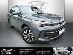 Grau Neu 2025 VW Tiguan Life SUV | 39.950 € (Superpreis)