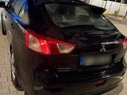 Schwarz Gebraucht 2011 Mitsubishi Lancer Limousine | 5.200 € (Teuer)