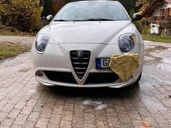 Weiß Gebraucht 2015 Alfa Romeo MiTo Kleinwagen | 5.900 €