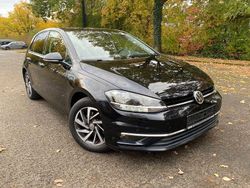 Schwarz Gebraucht 2017 VW Golf VII Sound Limousine | 11.300 € (Fairer Preis)