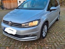 Silber Gebraucht 2017 VW Touran Comfortline Van / Kleinbus | 12.700 € (Fairer Preis)