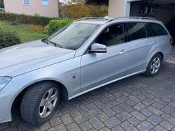 Silber Gebraucht 2010 Mercedes E250 Limousine | 6.400 € (Guter Preis)