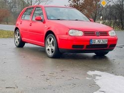 Rot Gebraucht 2001 VW Golf IV Highline Kleinwagen | 3.300 € (Etwas zu teuer)