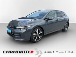 Grau Gebraucht 2024 VW Golf VIII Style Limousine | 33.490 € (Teuer)