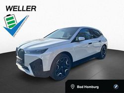 Mineralweiß (weiß) Gebraucht 2023 BMW iX Comfort Edition SUV | 48.490 € (Guter Preis)