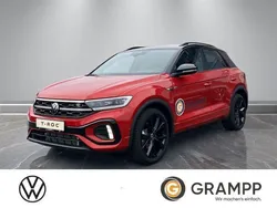 Kings red metallic / schwarz Gebraucht 2024 VW T-Roc R-line SUV | 35.930 € (Teuer)