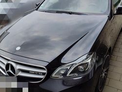 Schwarz Gebraucht 2014 Mercedes E250 Kombi | 15.500 € (Fairer Preis)