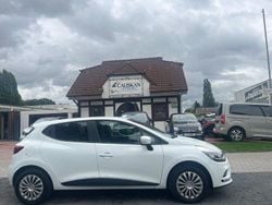 Weiß Gebraucht 2019 Renault Clio IV LIMITED Limousine | 8.790 € (Guter Preis)