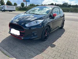 Schwarz Gebraucht 2016 Ford Fiesta ST-Line Kleinwagen | 8.750 € (Fairer Preis)
