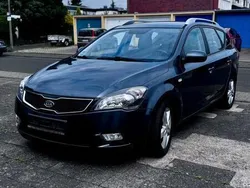 Grau Gebraucht 2012 Kia Ceed 2 Kombi | 5.000 € (Guter Preis)