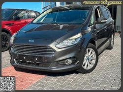 Grau Gebraucht 2016 Ford S-MAX Titanium Van / Kleinbus | 8.990 € (Guter Preis)