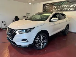 Pearl white Gebraucht 2019 Nissan Qashqai 360º SUV | 19.880 € (Fairer Preis)
