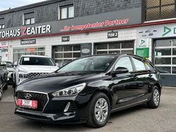 Schwarz Gebraucht 2018 Hyundai i30 Select Kombi | 10.599 € (Fairer Preis)