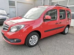 Rot Gebraucht 2017 Mercedes Citan 112 Kombi | 11.850 € (Etwas zu teuer)