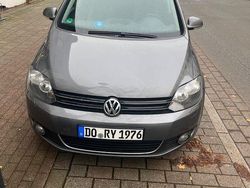 Grau Gebraucht 2013 VW Golf Plus Comfortline Van / Kleinbus | 6.500 € (Fairer Preis)