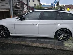 Weiß Gebraucht 2010 BMW 318 Kombi | 3.650 € (Guter Preis)