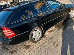 Schwarz Gebraucht 2006 Mercedes 220 Kombi | 2.900 € (Superpreis)