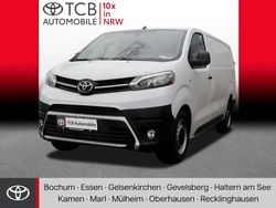 Weiß Gebraucht 2024 Toyota Proace Van / Kleinbus | 27.899 € (Guter Preis)