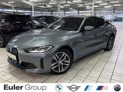 Grau Gebraucht 2022 BMW i4 Sport Line Limousine | 34.888 € (Superpreis)