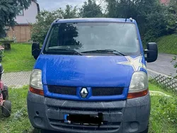 Blau Gebraucht 2007 Renault Master Van | 2.500 €