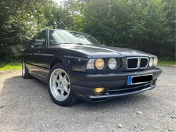 Grau Gebraucht 1994 BMW 525 Limousine | 6.800 €