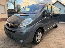 Grau Gebraucht 2013 Opel Vivaro Van | 14.450 €