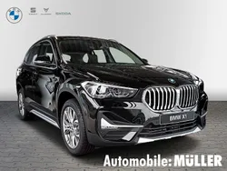 Schwarz Gebraucht 2022 BMW 318 Sport Line Kombi | 27.450 € (Fairer Preis)