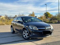 Schwarz Gebraucht 2006 Opel Astra GTC Coupé | 1.999 € (Fairer Preis)