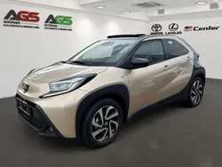 Beige Neu 2025 Toyota Aygo Kleinwagen | 20.990 €