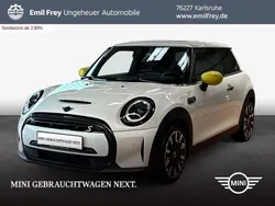 Nanuq white metallic Gebraucht 2023 Mini Cooper SE Kleinwagen | 21.990 € (Fairer Preis)