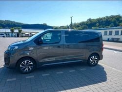 Grau Gebraucht 2022 Citroën Spacetourer Feel Van | 27.500 €