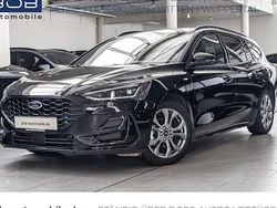Schwarz Gebraucht 2024 Ford Focus ST-Line Kombi | 23.888 € (Guter Preis)