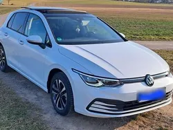 Weiß Gebraucht 2021 VW Golf VIII United Limousine | 21.000 € (Guter Preis)