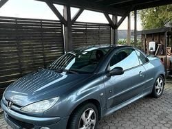 Grau Gebraucht 2006 Peugeot 206 CC Cabrio | 980 € (Guter Preis)