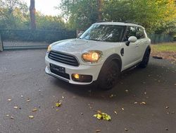 Weiß Gebraucht 2018 Mini One Countryman SUV | 13.300 € (Fairer Preis)