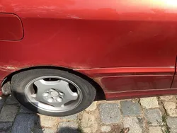 Orange Gebraucht 2002 Mercedes 200 Coupé | 600 €