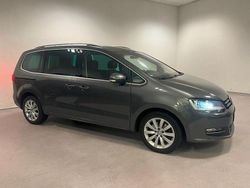 Grau Gebraucht 2017 VW Sharan Highline Van / Kleinbus | 18.900 € (Superpreis)