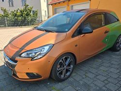Grün Gebraucht 2017 Opel Corsa Limousine | 8.888 € (Fairer Preis)