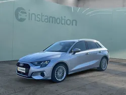 Silber Gebraucht 2023 Audi A3 Sportback Advanced Limousine | 28.695 € (Guter Preis)