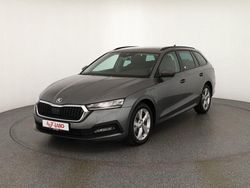 Grau Gebraucht 2022 Skoda Octavia | 24.490 € (Fairer Preis)