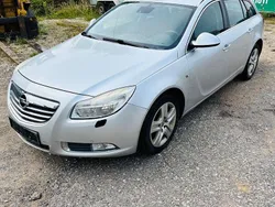 Silber Gebraucht 2010 Opel Insignia Edition Kombi | 2.490 € (Fairer Preis)