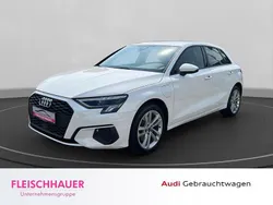 Weiss Gebraucht 2022 Audi A3 Sportback e-tron Basis Limousine | 22.990 € (Guter Preis)