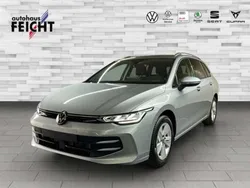 Oyster silver metallic Gebraucht 2025 VW Golf VIII Life Kombi | 34.900 € (Teuer)