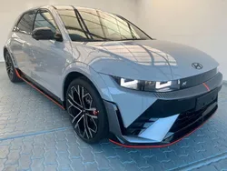 Grau Gebraucht 2024 Hyundai Ioniq 6 Limousine | 66.490 €