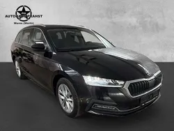 Black metallic Gebraucht 2021 Skoda Octavia Kombi | 22.600 € (Fairer Preis)
