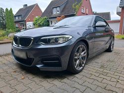 Grau Gebraucht 2017 BMW M240 M Sport Coupé | 34.800 € (Fairer Preis)