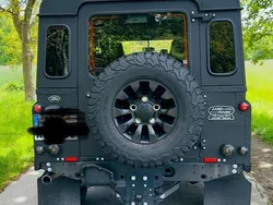 Schwarz Gebraucht 2016 Land Rover Defender SUV | 69.000 € (Teuer)